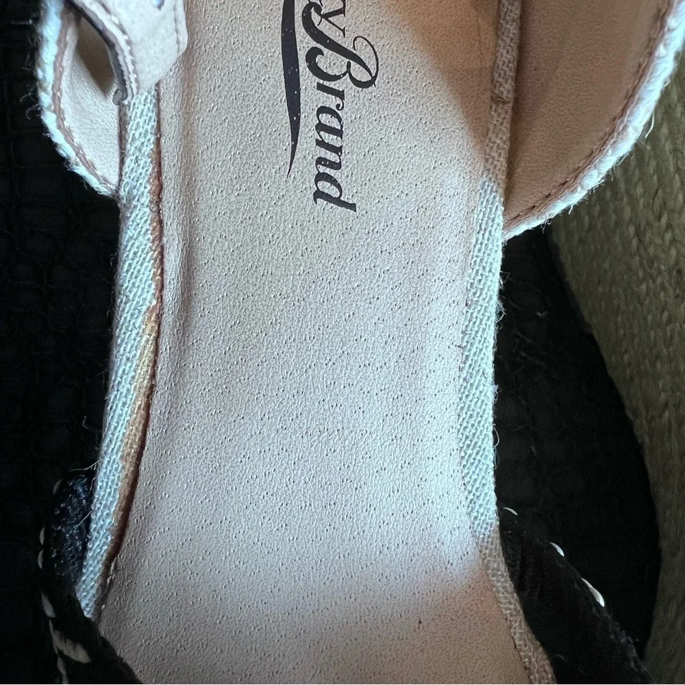 LUCKY BRAND MAHIMA PLATFORM SANDALS Color: Beige- Black Size: 7 New Summer shoe